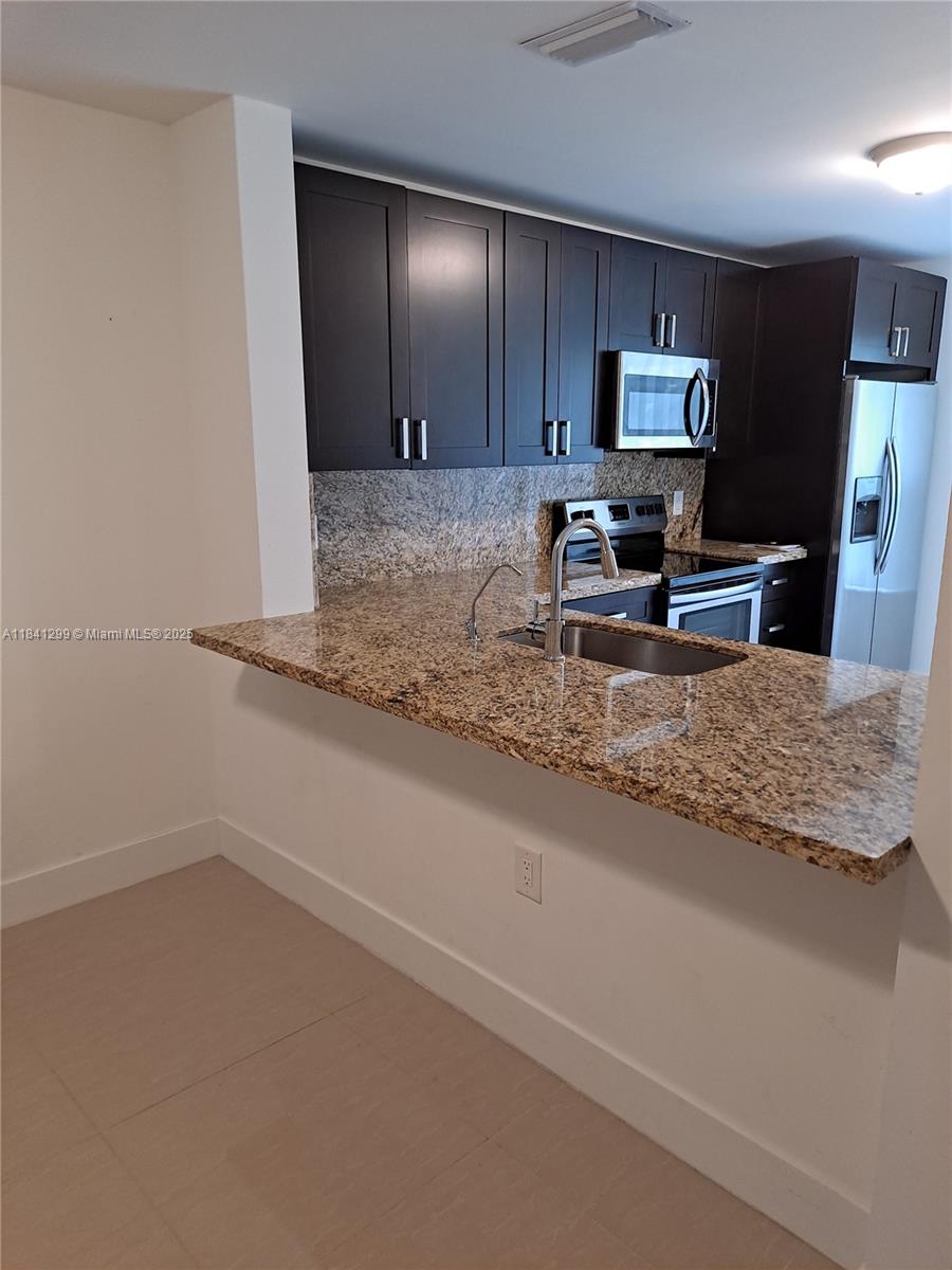 VERANO AT MIRAMAR CONDO - Residential Lease