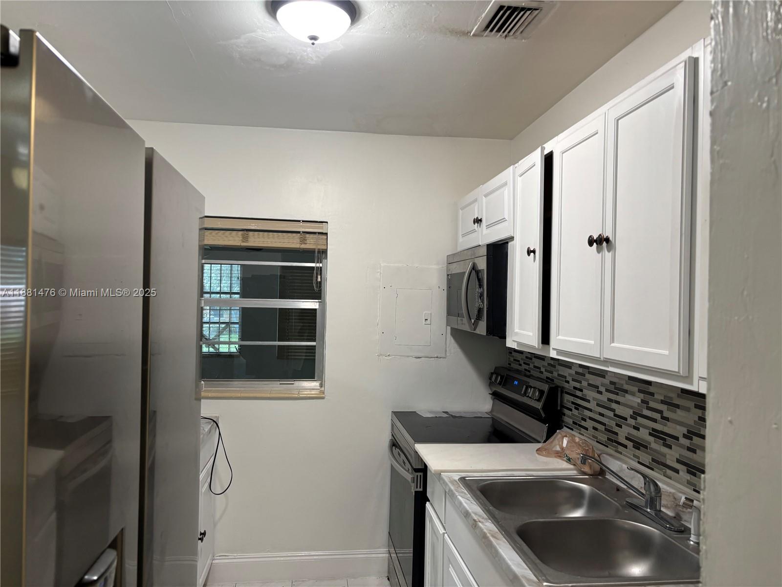 FAIRMONT - Residential