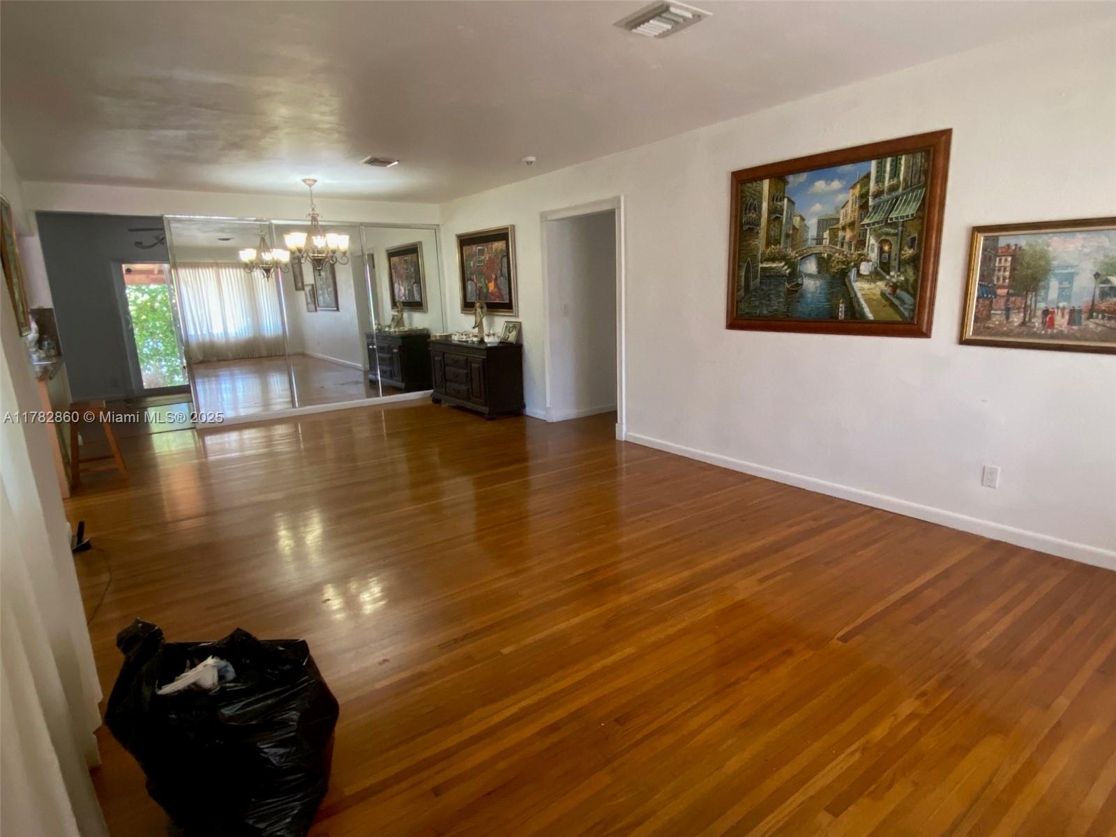Laesser Estates - Residential