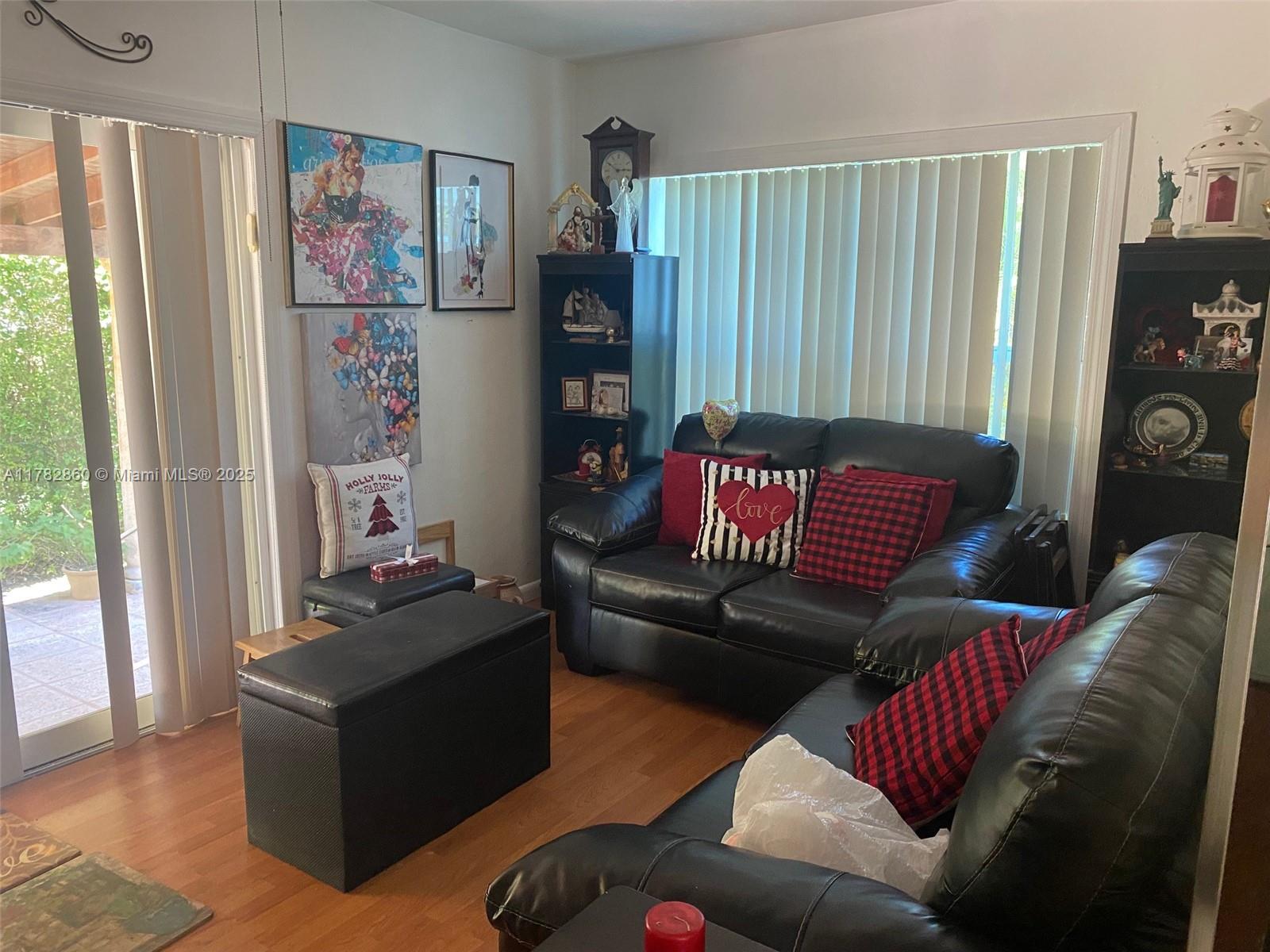 Laesser Estates - Residential