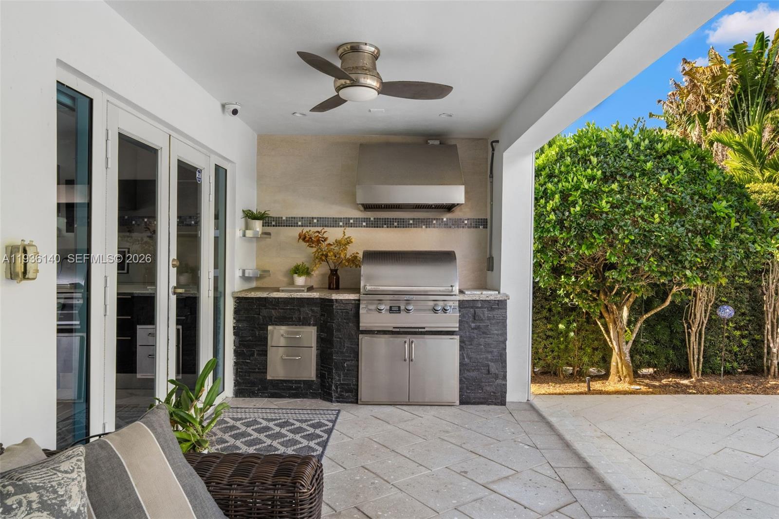 BAY HARBOR ISLAND - Residential