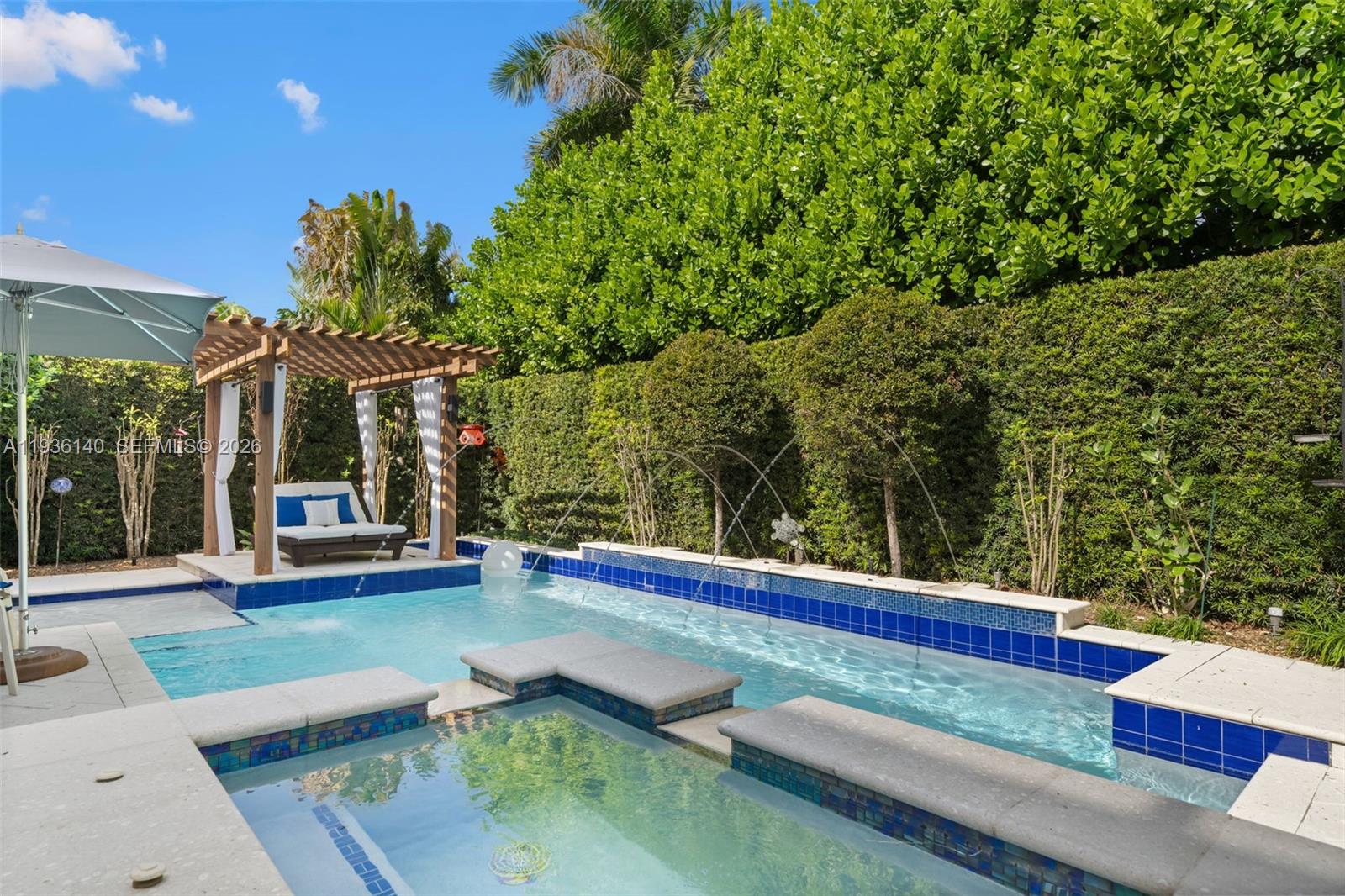 BAY HARBOR ISLAND - Residential