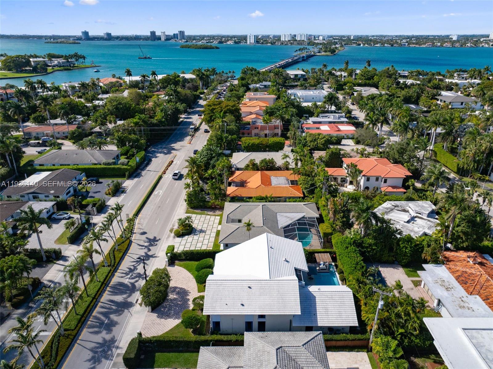 BAY HARBOR ISLAND - Residential
