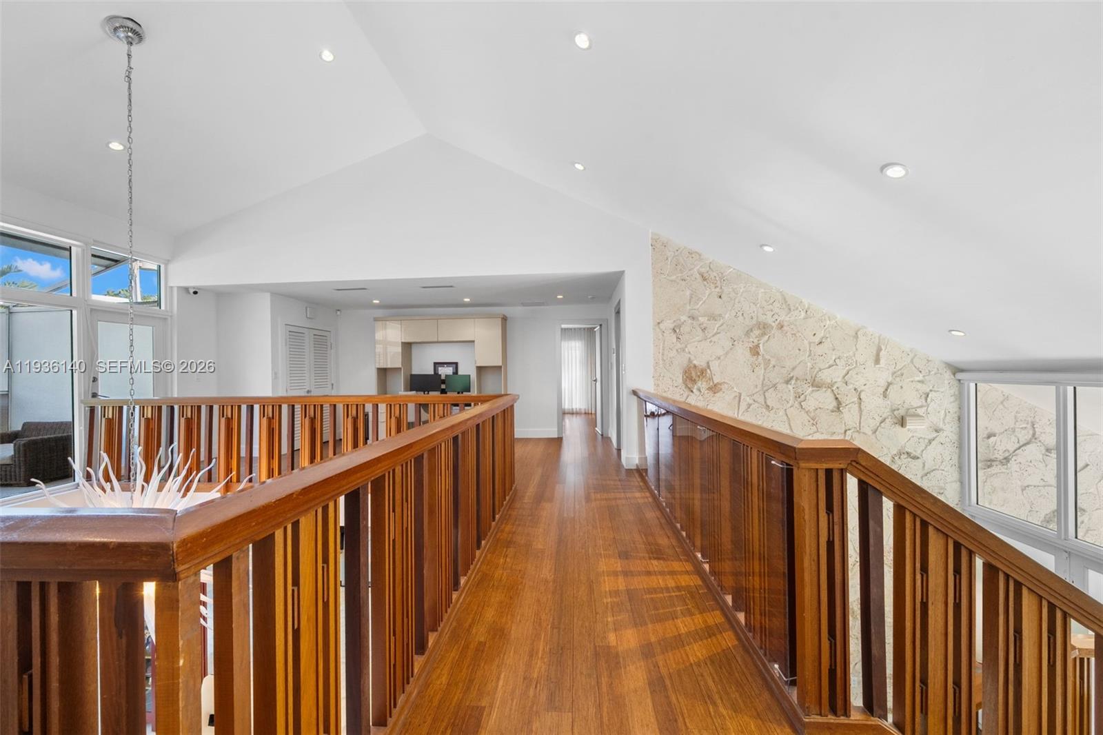 BAY HARBOR ISLAND - Residential