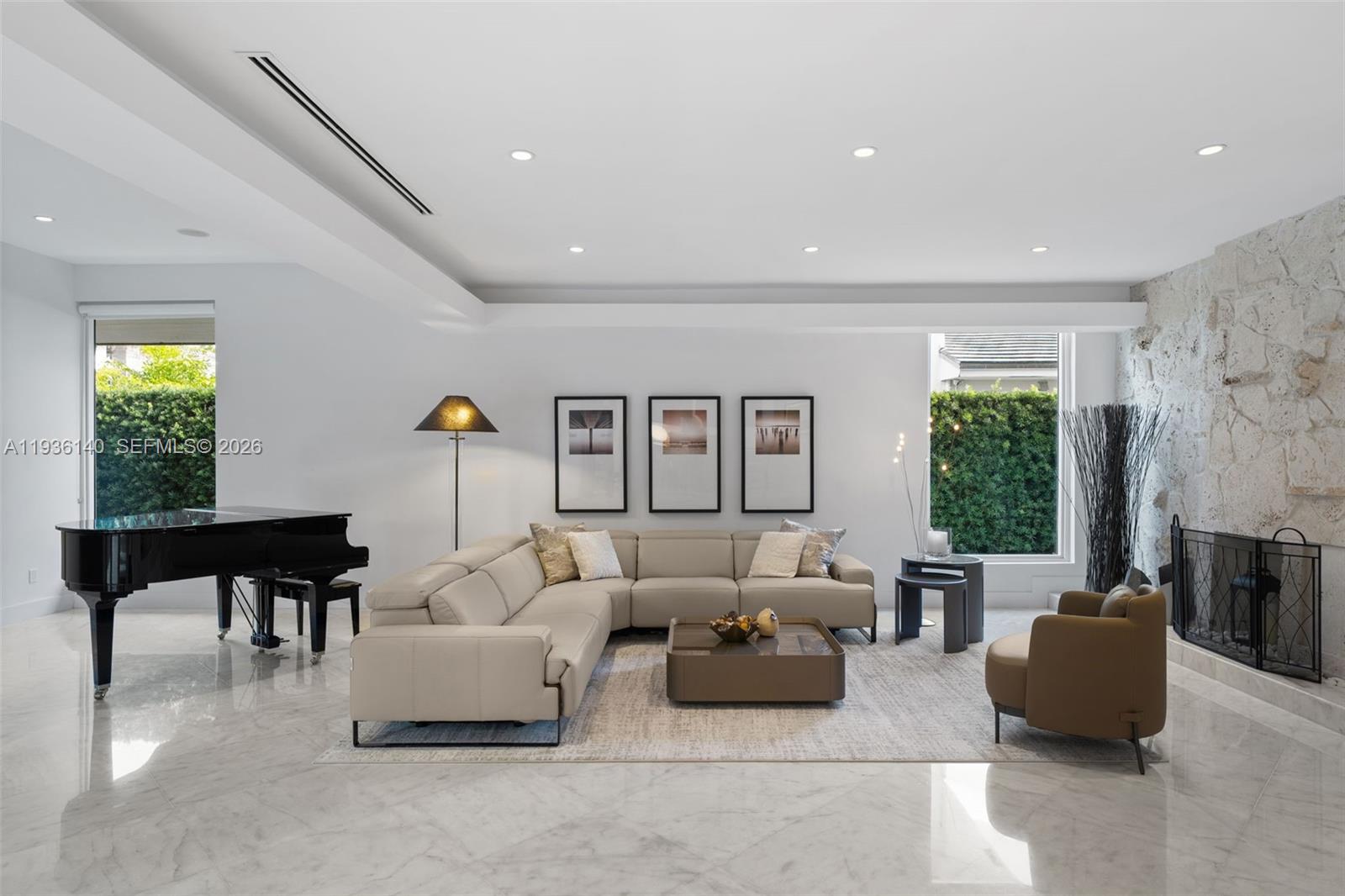 BAY HARBOR ISLAND - Residential