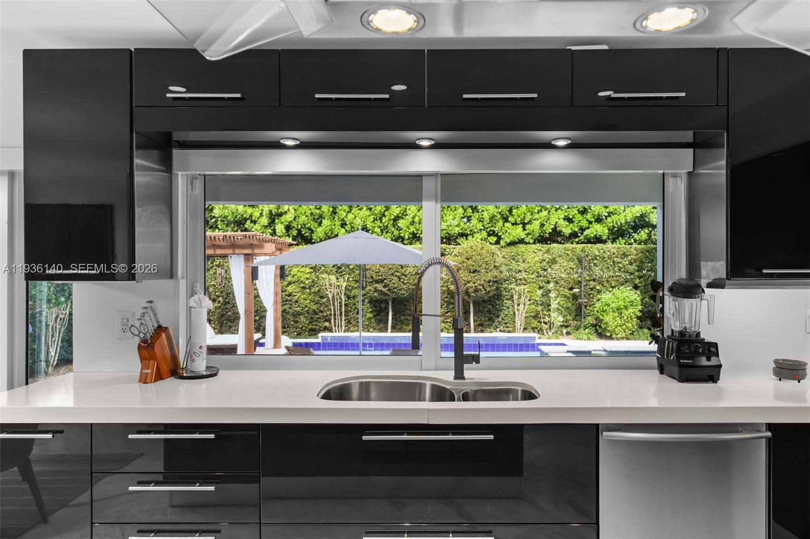 BAY HARBOR ISLAND - Residential