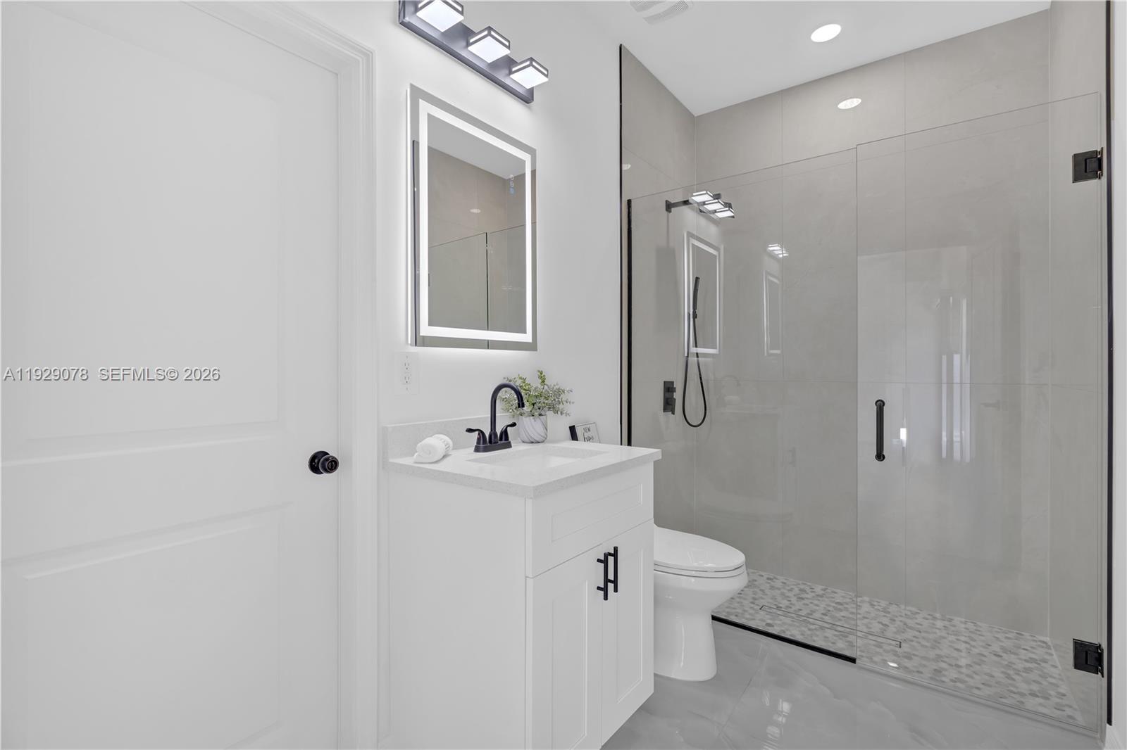 Ridge Harbor - Residential