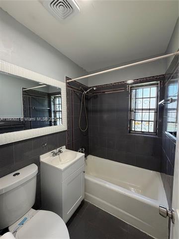 BISCAYNE RIVER GARDENS - Residential Lease