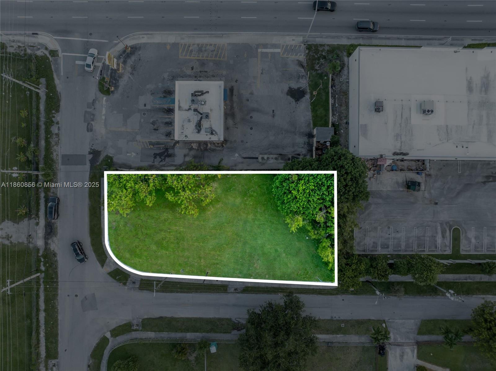 W LITTLE RIVER REV - Commercial Sale