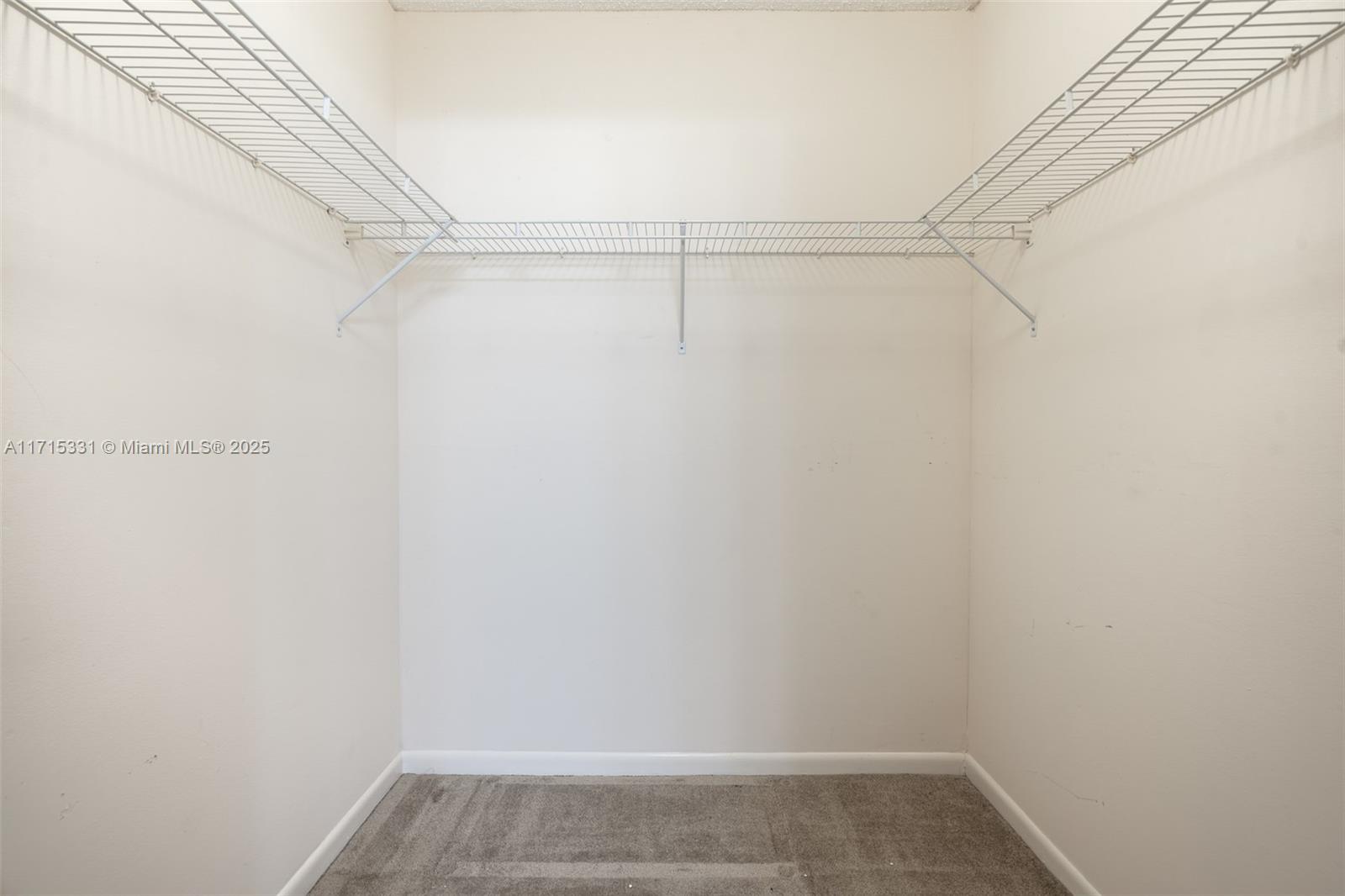 BERMUDA CLUB FIVE CONDO - Residential