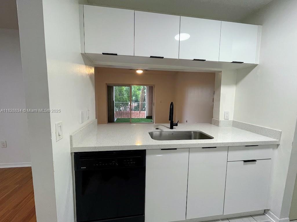 12124 Saint Andrews Pl 305