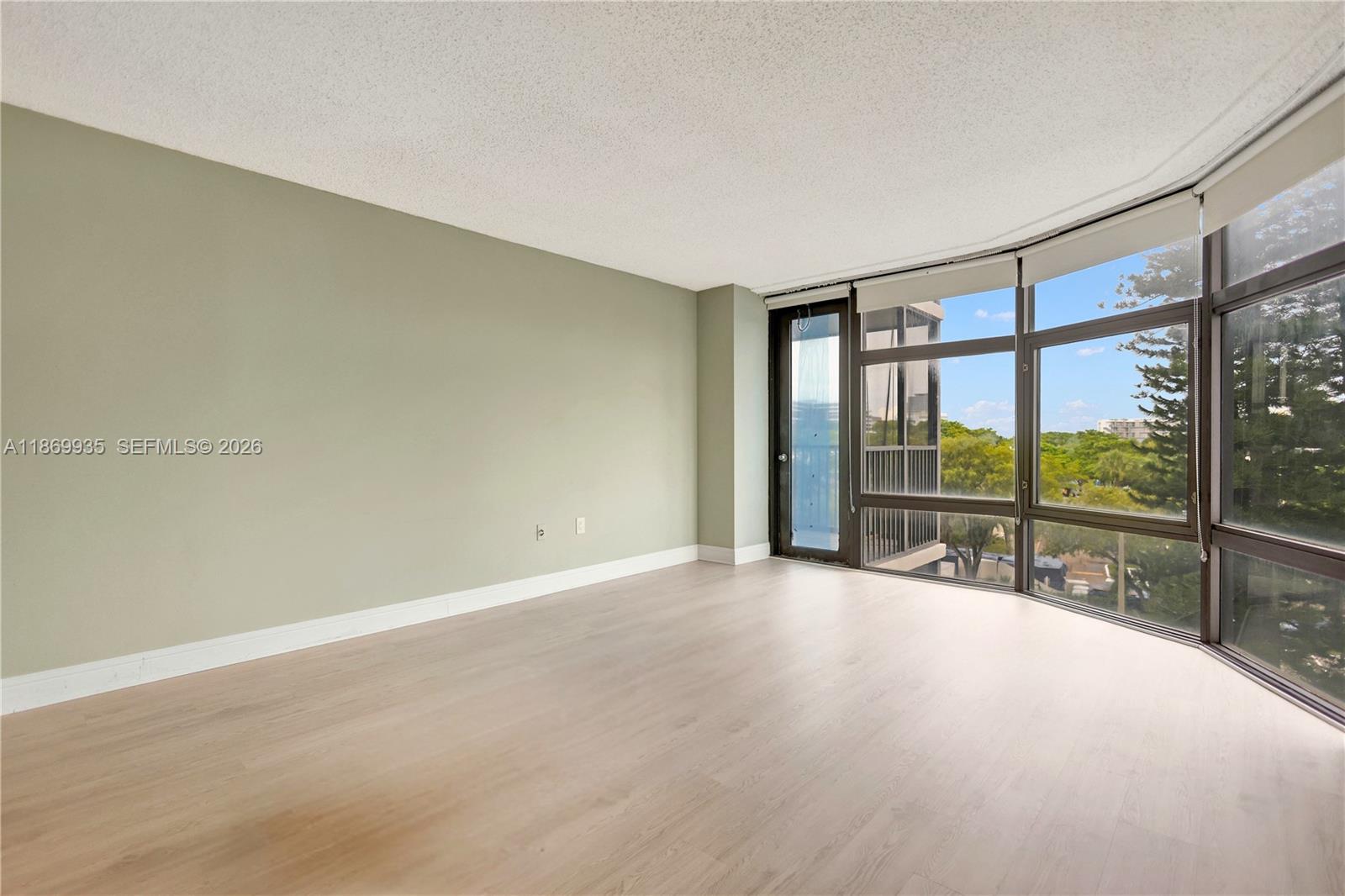 BONAVIDA CONDO - Residential