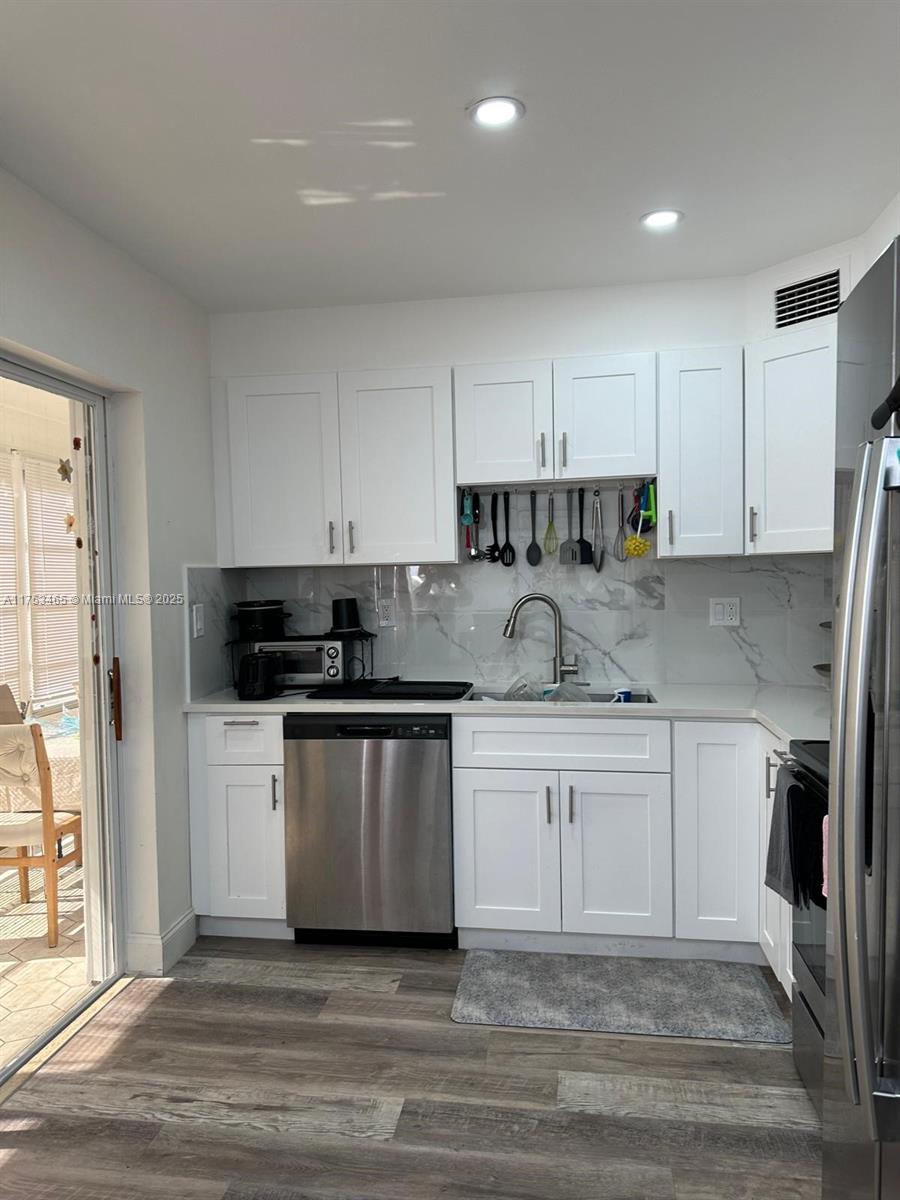 KINGS POINT PIEDMONT COND - Residential Lease