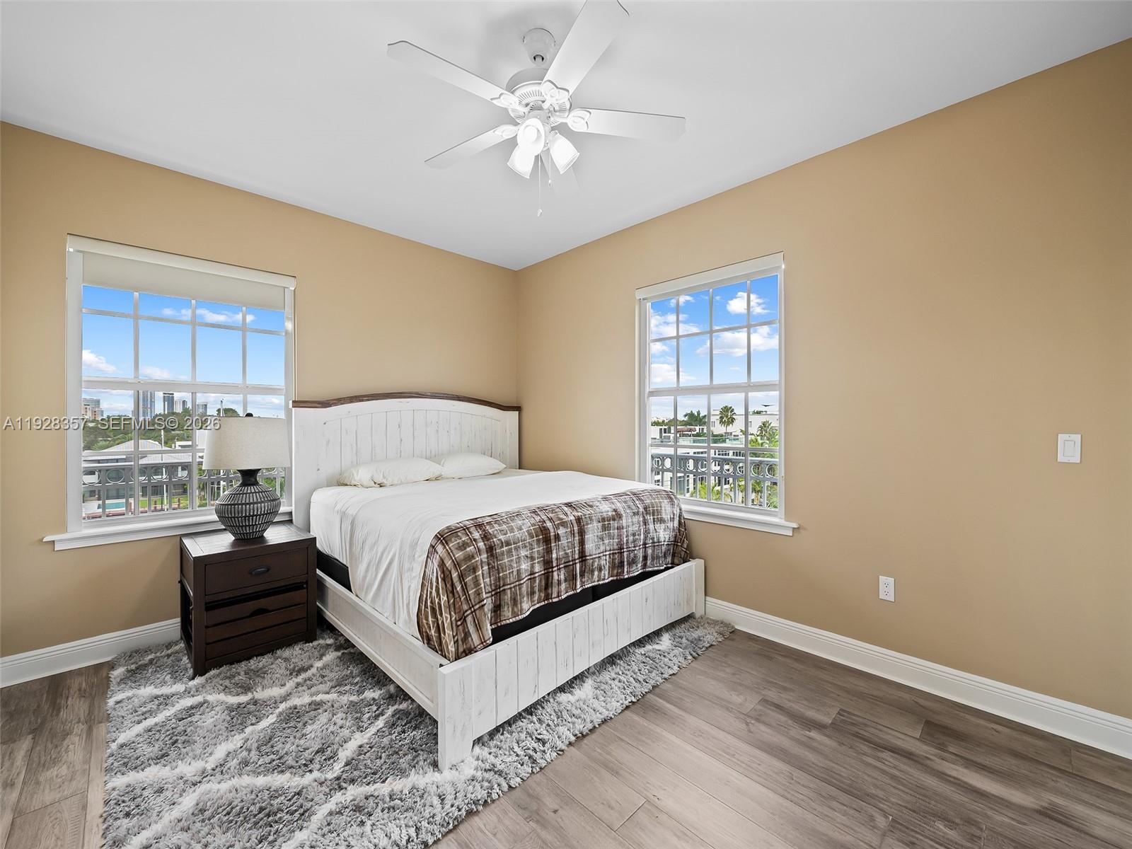 TERRACES OF THE ISLE COND - Residential