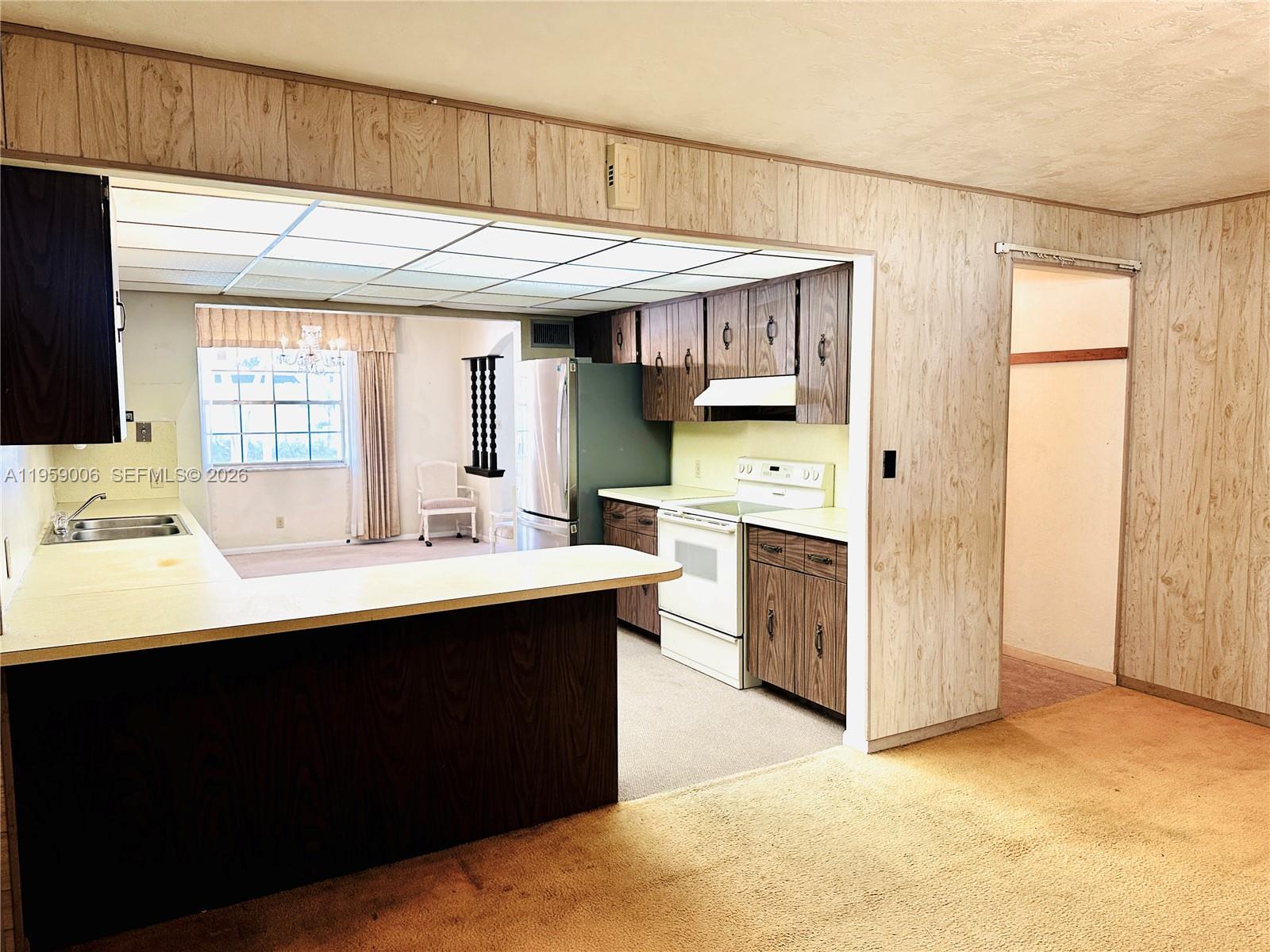 CORAL RIDGE GALT ADD NO 2 - Residential Lease