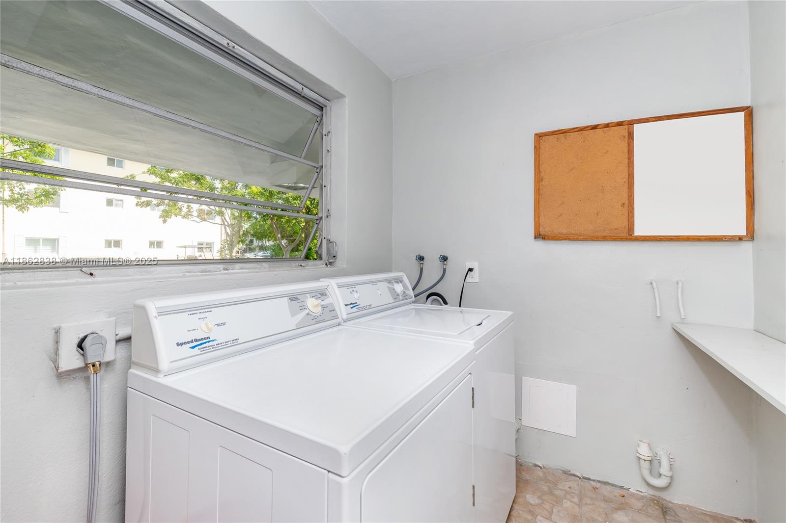 INDIES CONDO - Residential Lease