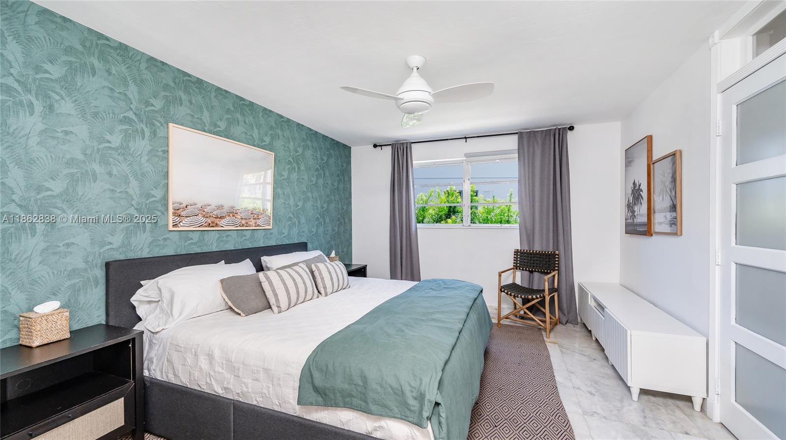 INDIES CONDO - Residential Lease