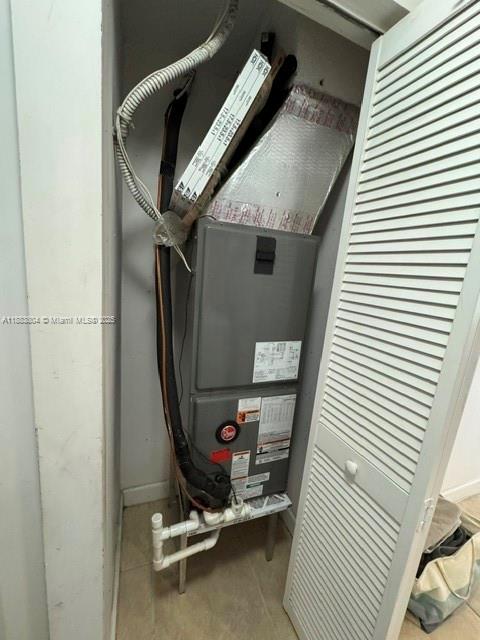 OAK HAMMOCK TOWNHOMES SUB - Residential