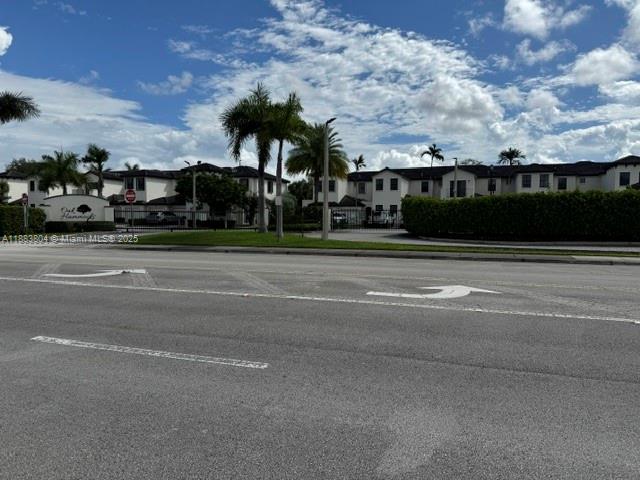 OAK HAMMOCK TOWNHOMES SUB - Residential