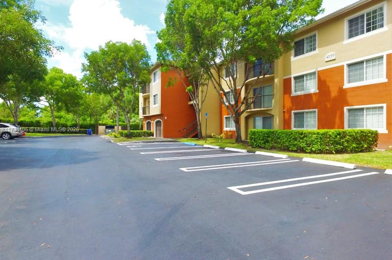 GRAND ISLES CONDO - Residential