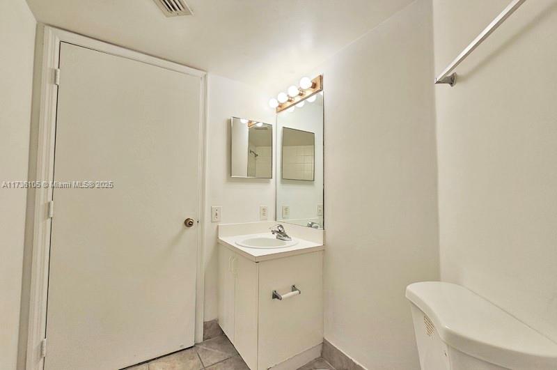 GRAND ISLES CONDO - Residential