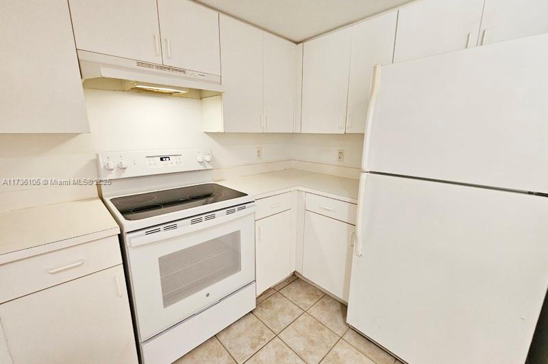 GRAND ISLES CONDO - Residential