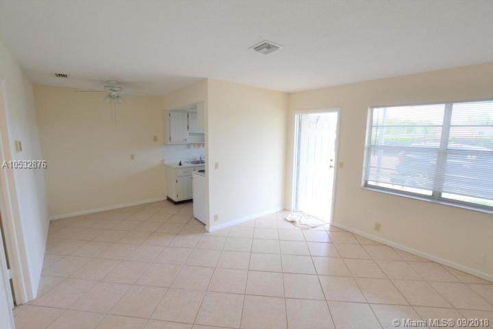 LAKE WORTH TOWN OF - Residential Lease