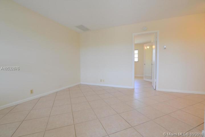 LAKE WORTH TOWN OF - Residential Lease
