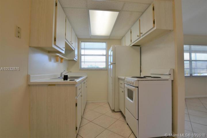 LAKE WORTH TOWN OF - Residential Lease