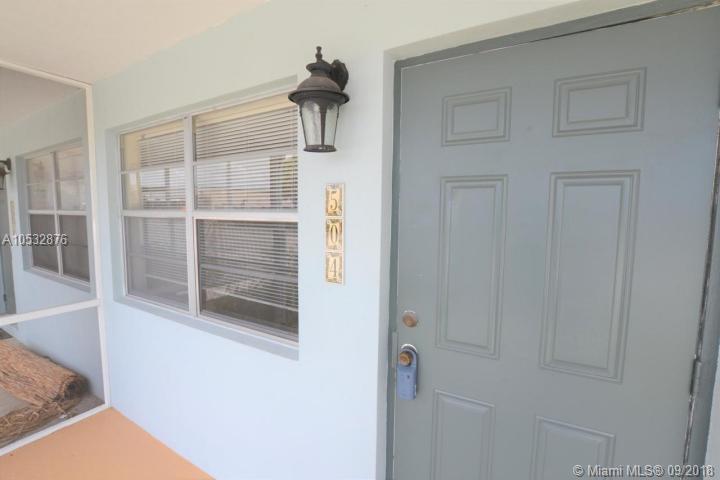 LAKE WORTH TOWN OF - Residential Lease