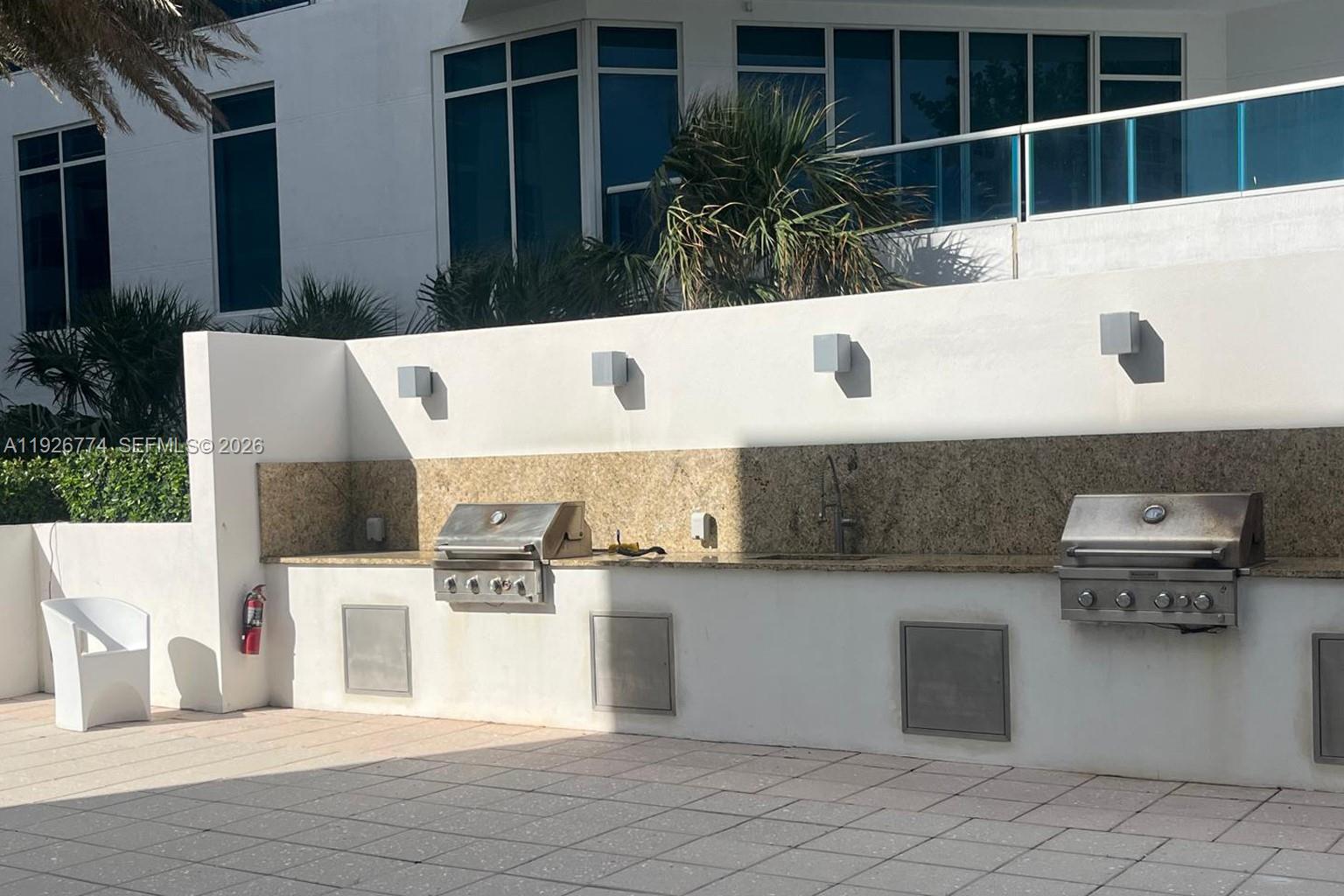 AQUARIUS CONDO - Residential