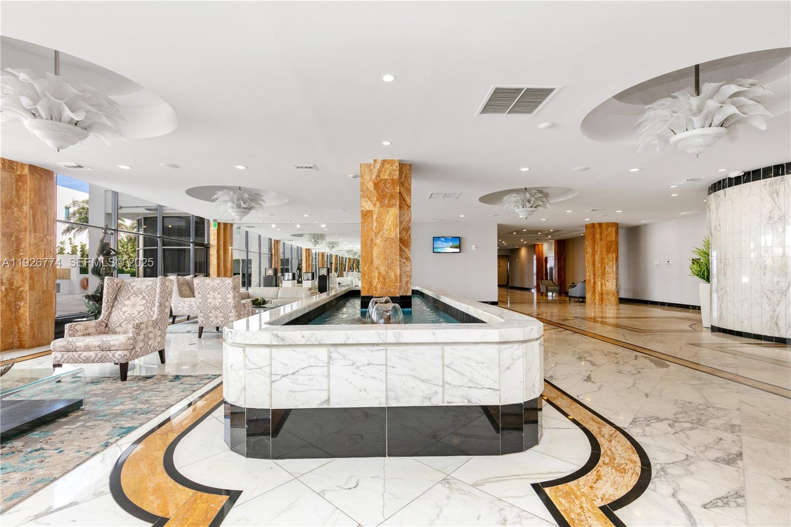 AQUARIUS CONDO - Residential