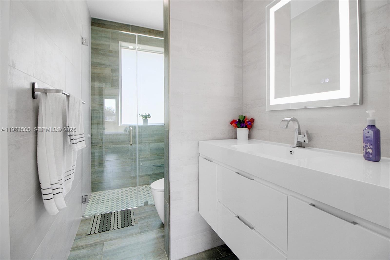 PARADISE REEF - Residential