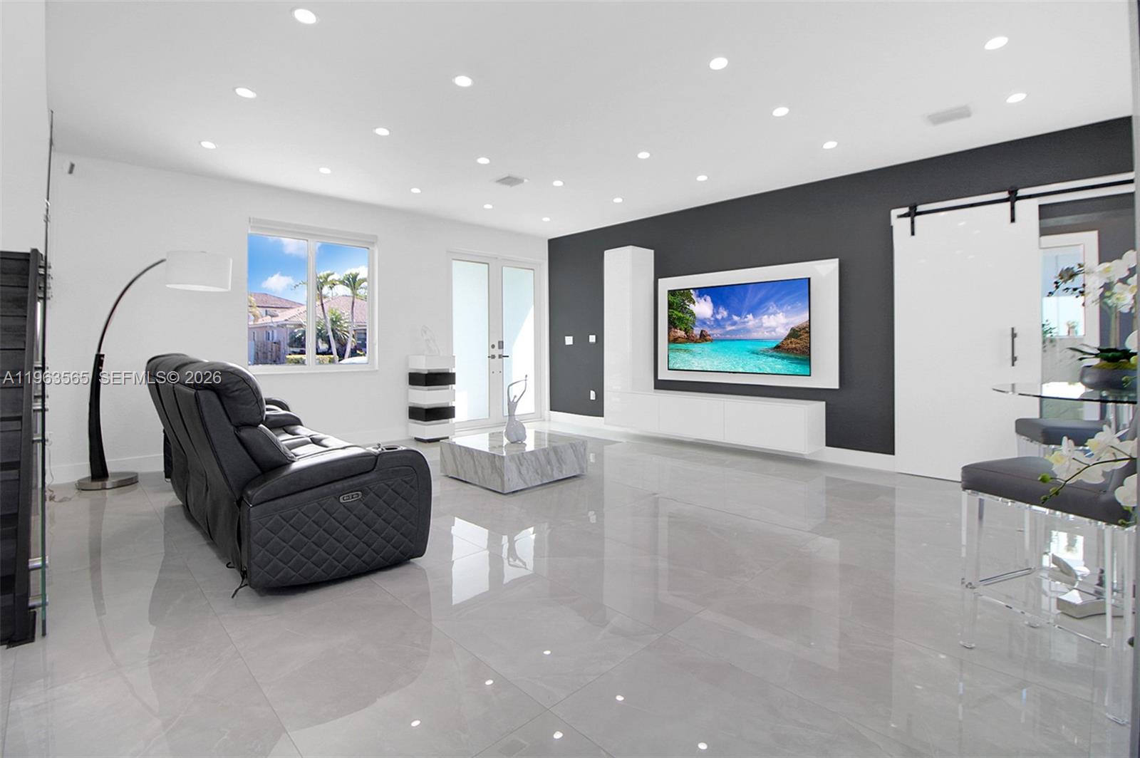 PARADISE REEF - Residential