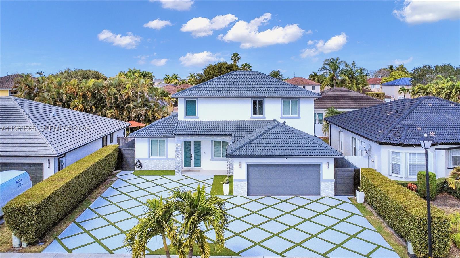 PARADISE REEF - Residential