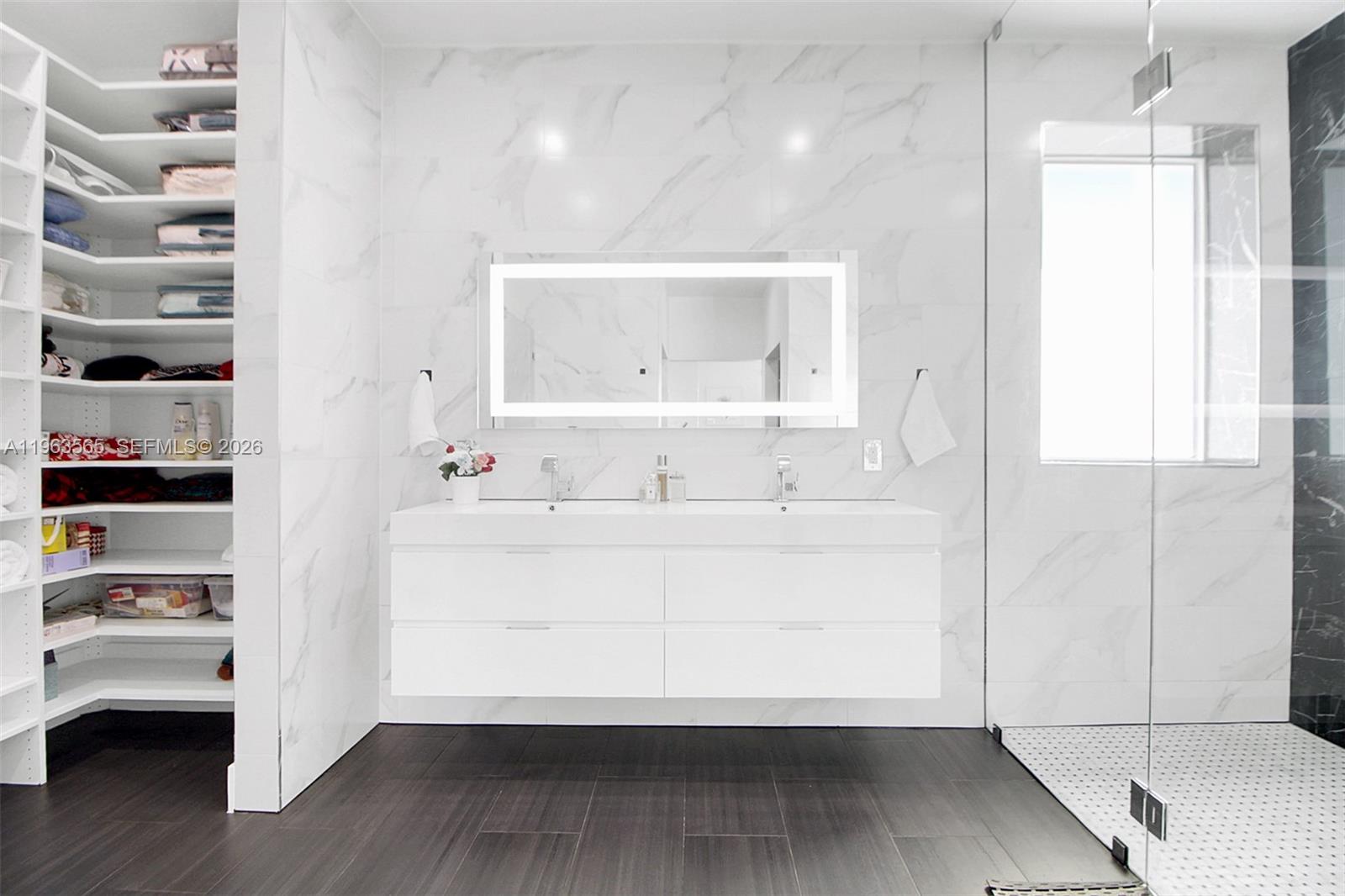 PARADISE REEF - Residential