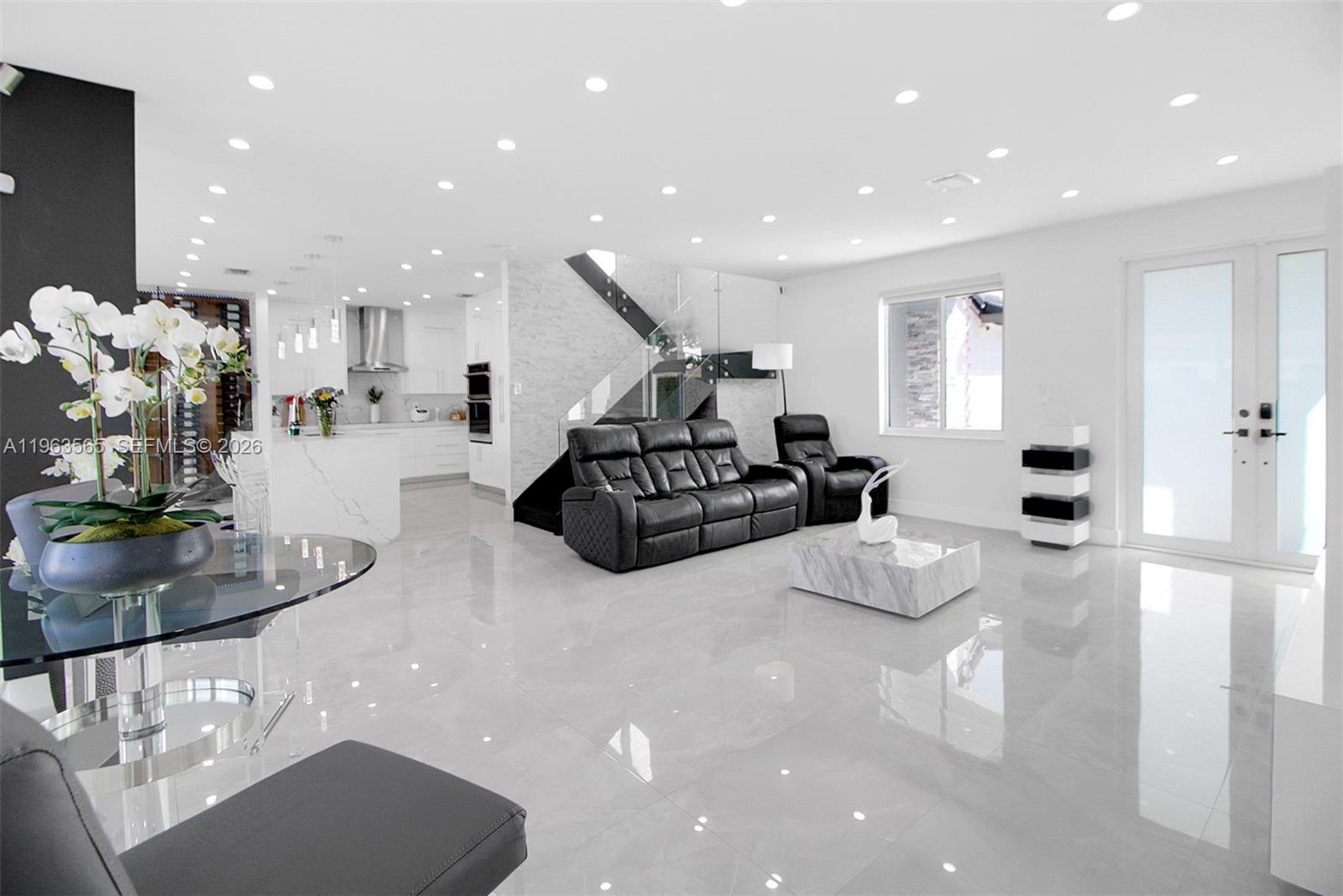 PARADISE REEF - Residential