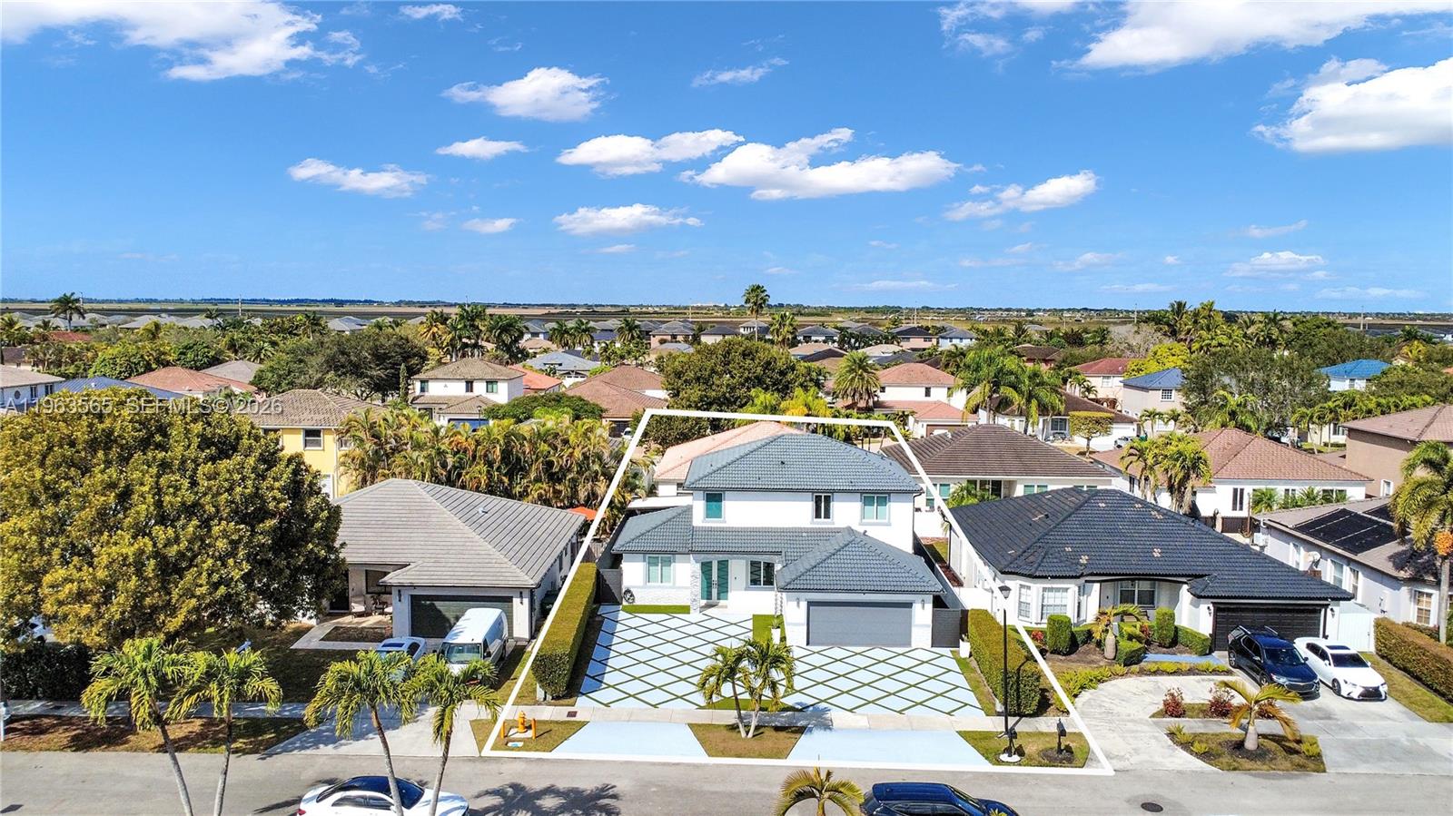 PARADISE REEF - Residential