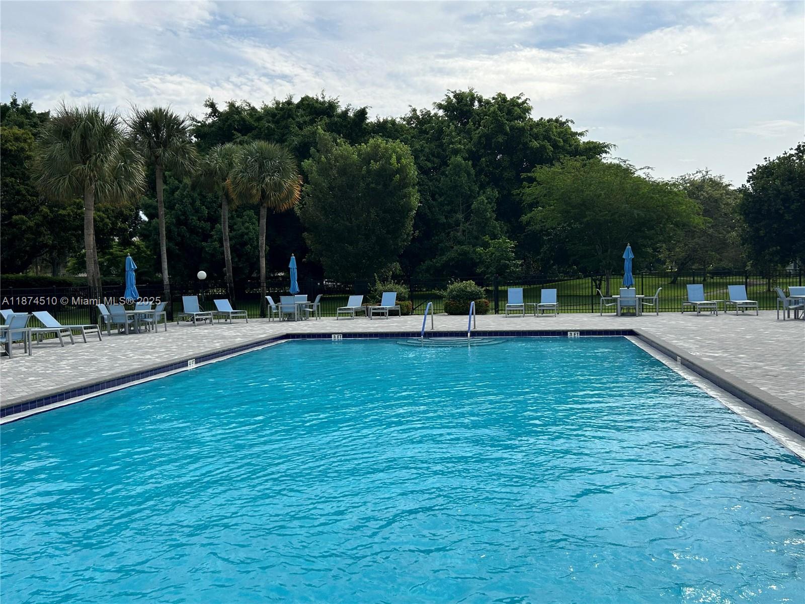 ANTIGUA VILLAGE I E CONDO - Residential