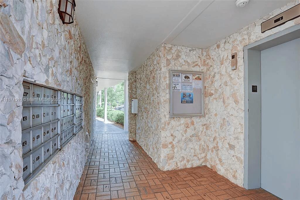 ANTIGUA VILLAGE I E CONDO - Residential