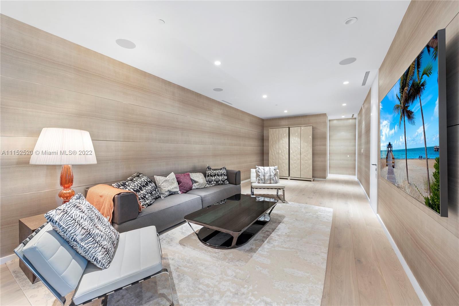 3315 Faena House - Residential