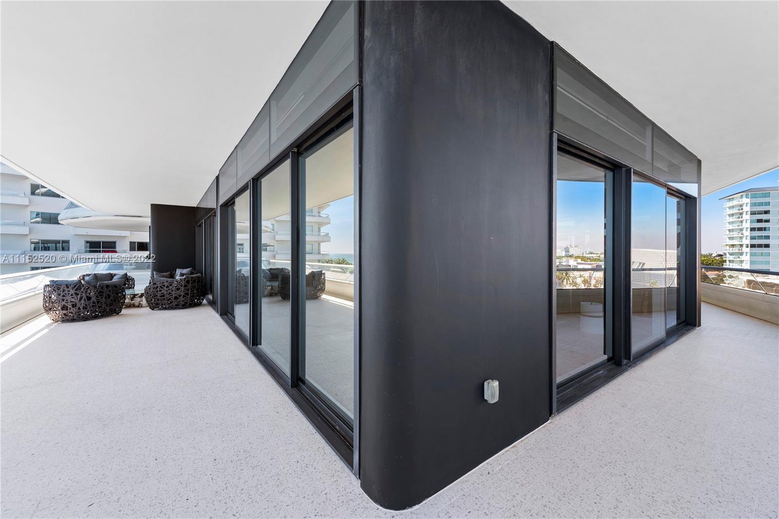 3315 Faena House - Residential