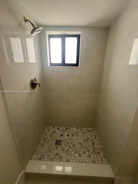 HAMPTONS WEST CONDO - Residential