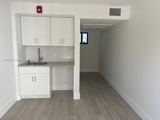 HAMPTONS WEST CONDO - Residential