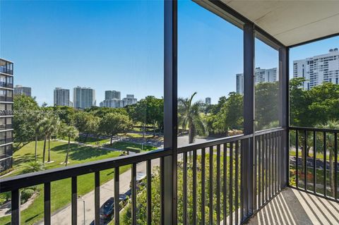 3401 N Country Club Dr 519 Aventura FL 33180