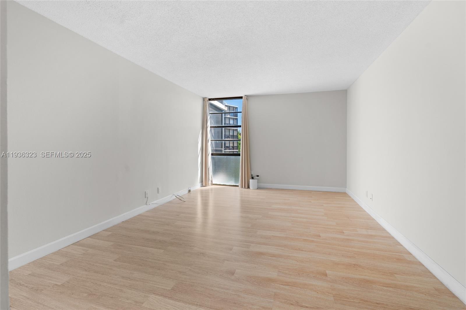 3401 N Country Club Dr 519