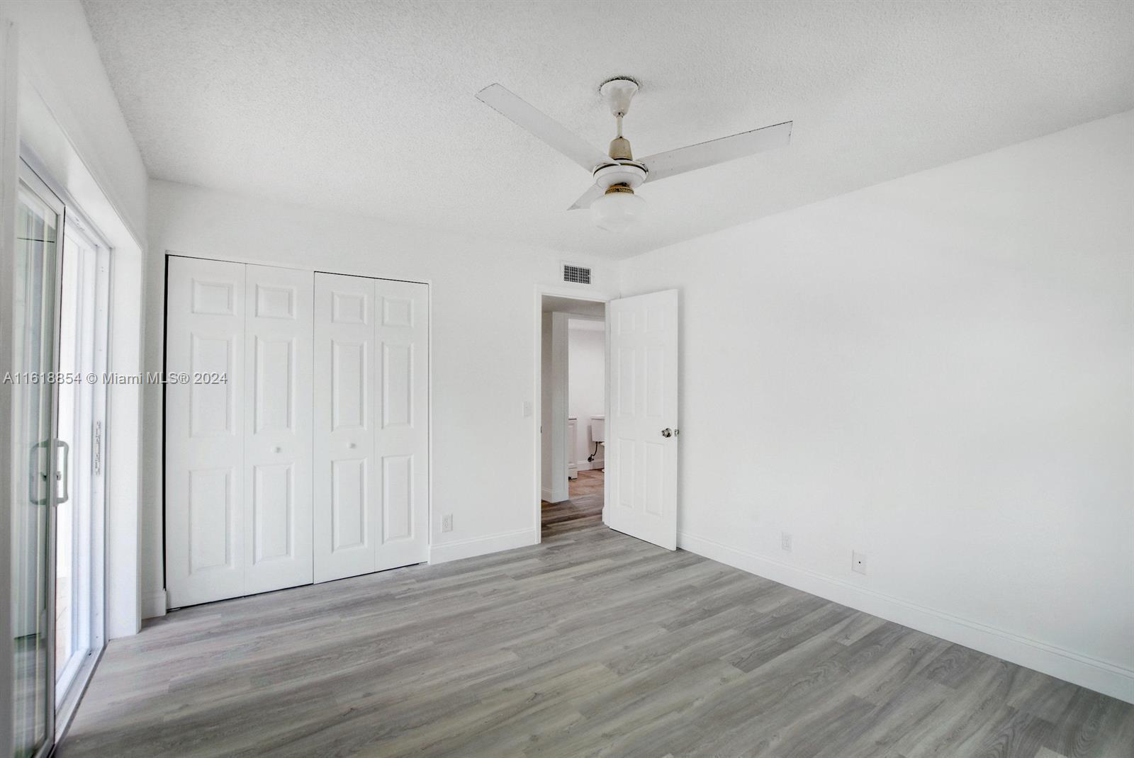 KINGS POINT NORMANDY COND - Residential