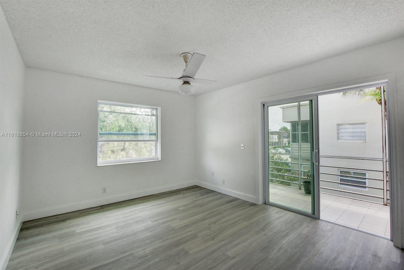 KINGS POINT NORMANDY COND - Residential