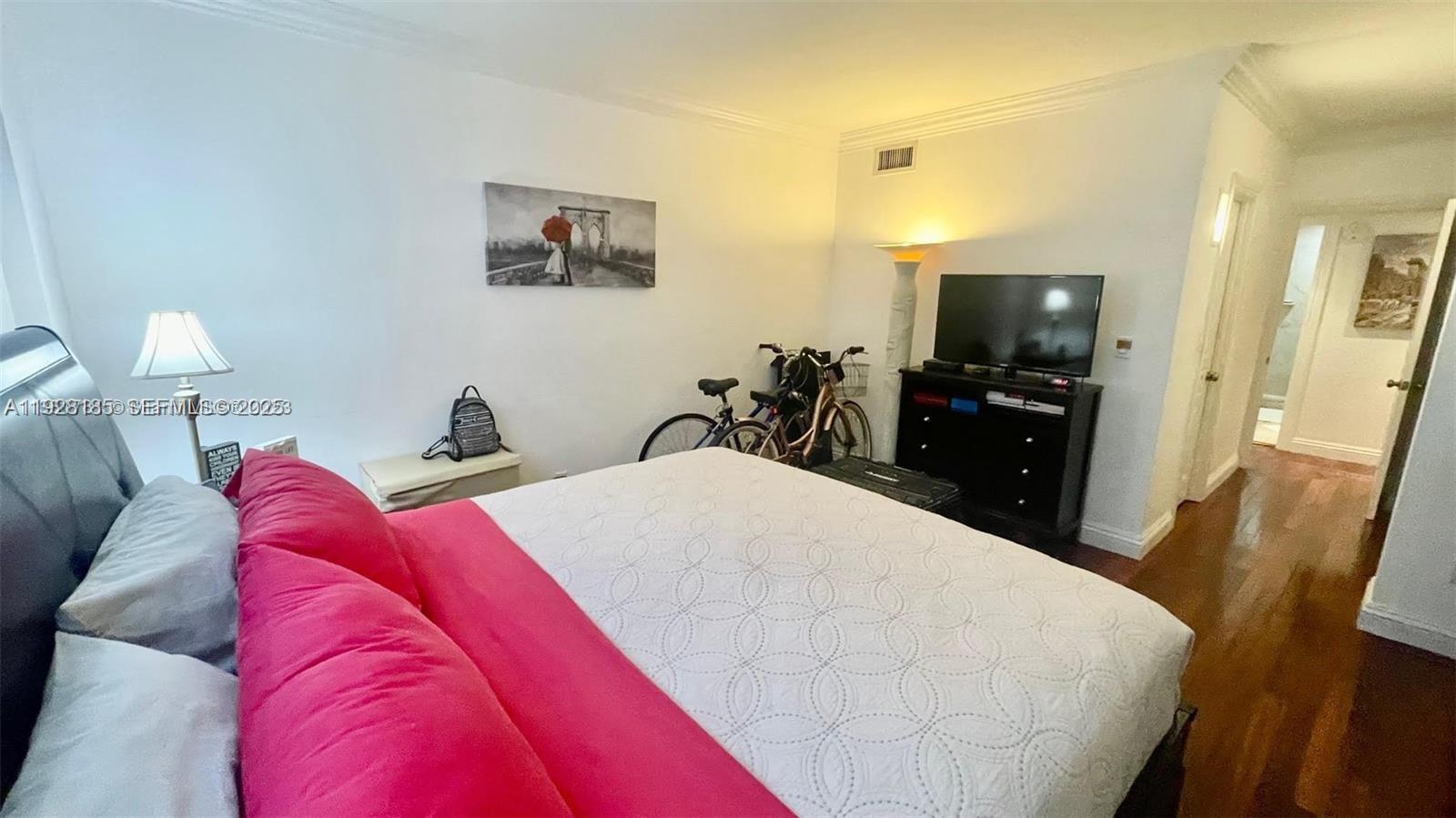 OCEANVIEW BUILDING A COND - Residential Lease