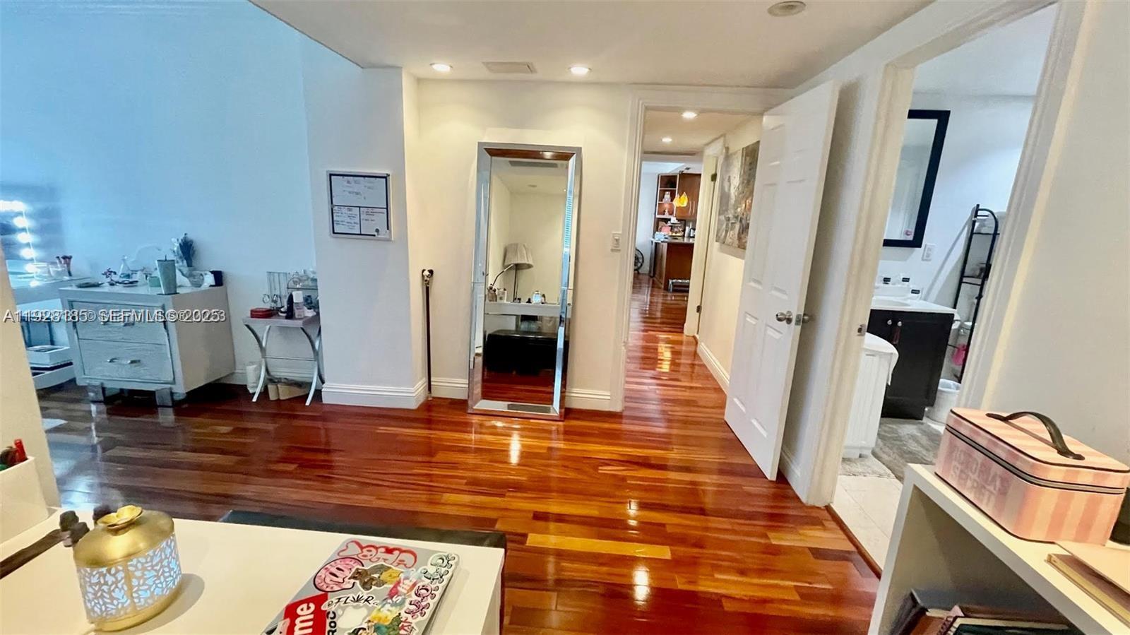 OCEANVIEW BUILDING A COND - Residential Lease